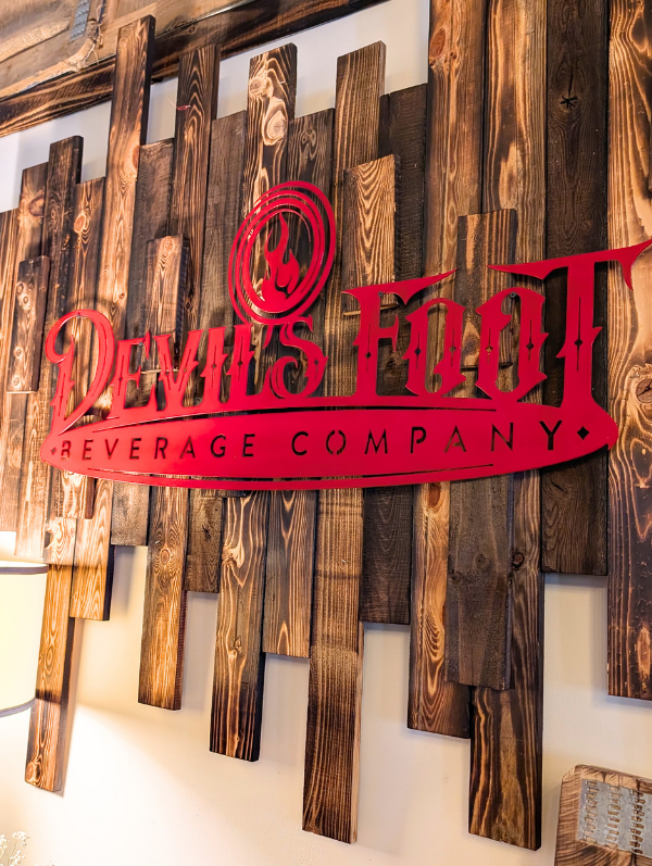 Devils Food wall logo